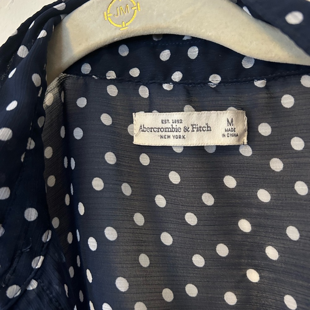Abercrombie and Fitch Button Up Summer Shirt - Picture 3 of 4